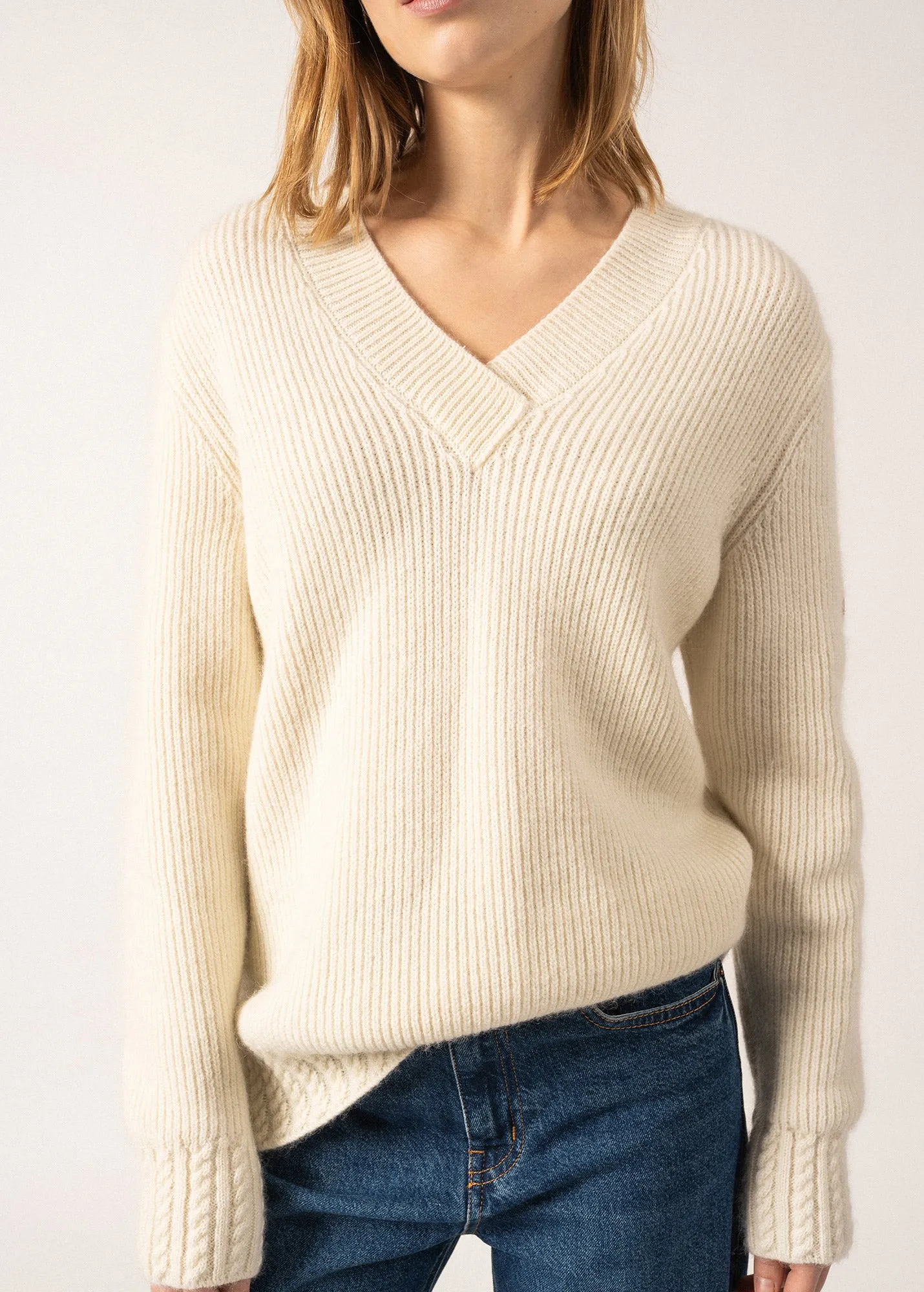 GAVARNIE - V-Neck Sweater with Cable-Knit Details | Mohair Blend (WINTER WHITE)