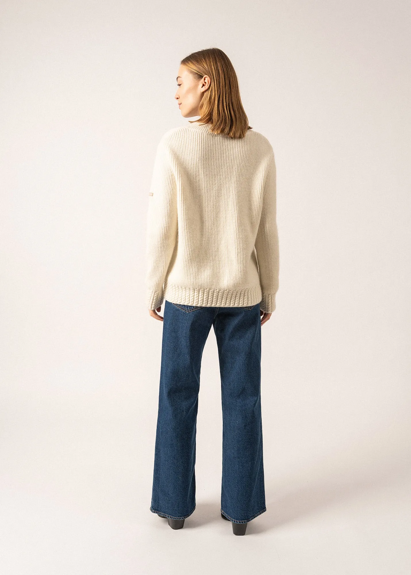 GAVARNIE - V-Neck Sweater with Cable-Knit Details | Mohair Blend (WINTER WHITE)