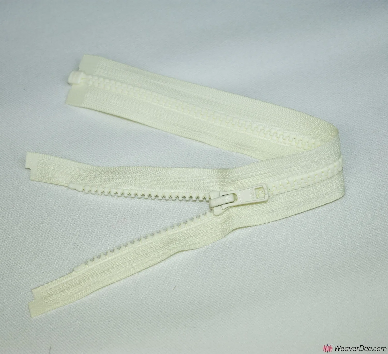 Vislon Open Ended Zip [502 Cream - 5mm Tooth Width]